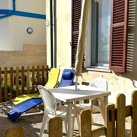 Se096 - Senigallia, Comodo Bilocale Fronte Mare Apartament *